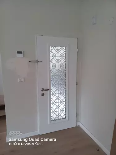 התקנת דלת והחלפת מנעול 5